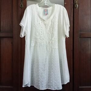 JOHNNY WAS White Embroidered Tunic Top SZ M Eyelet Short Sleeve Trapeze Dress